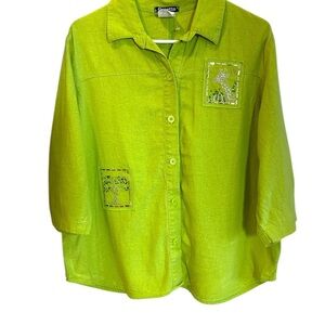 Gepetto Green Blouse with Decorative Patterns and Relaxed Fit 50% Rayon 50% Line